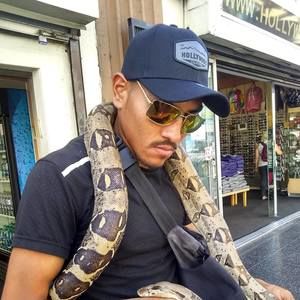 Meet your Posher, Brandon